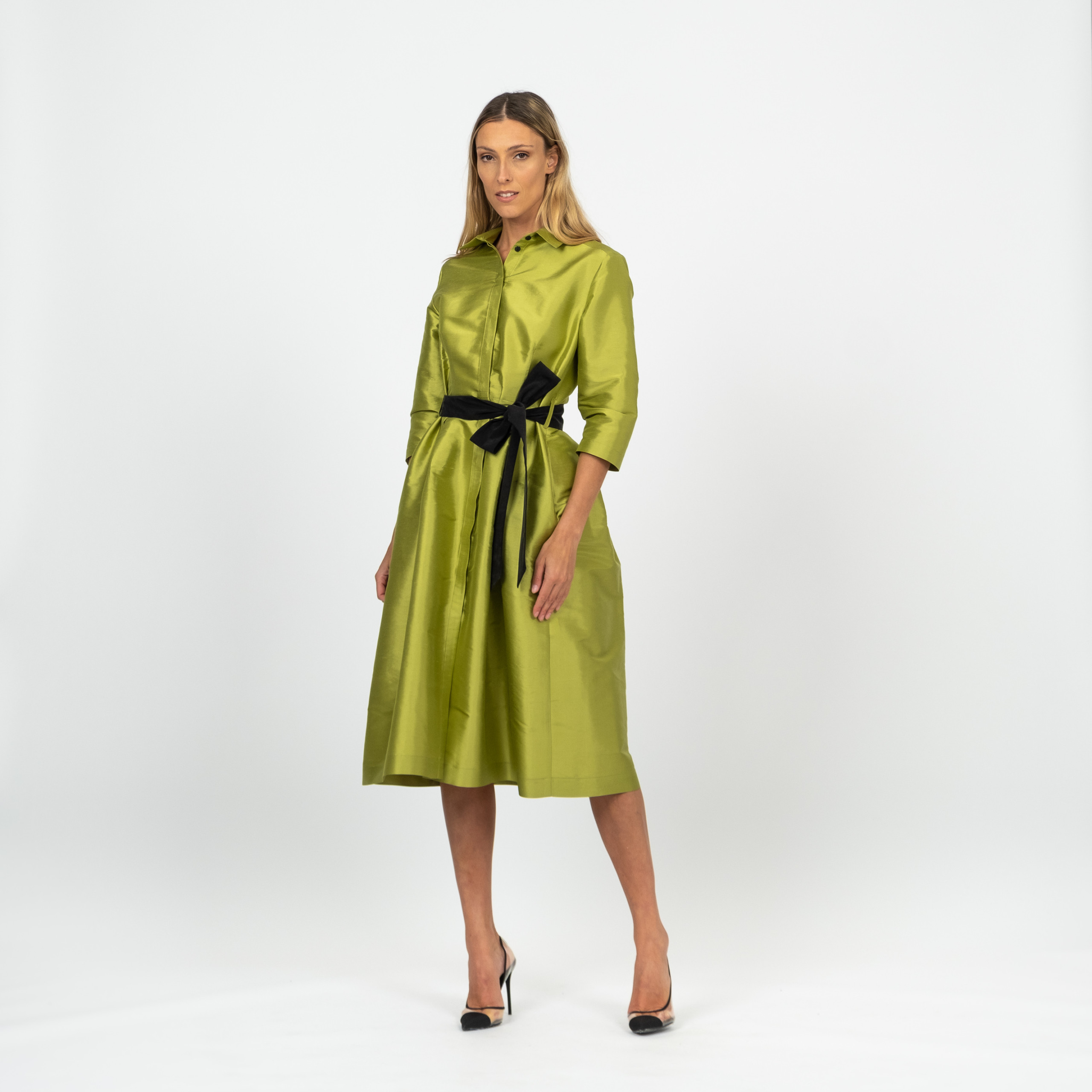 HELENA roheline toorsiidist kleit
 349€