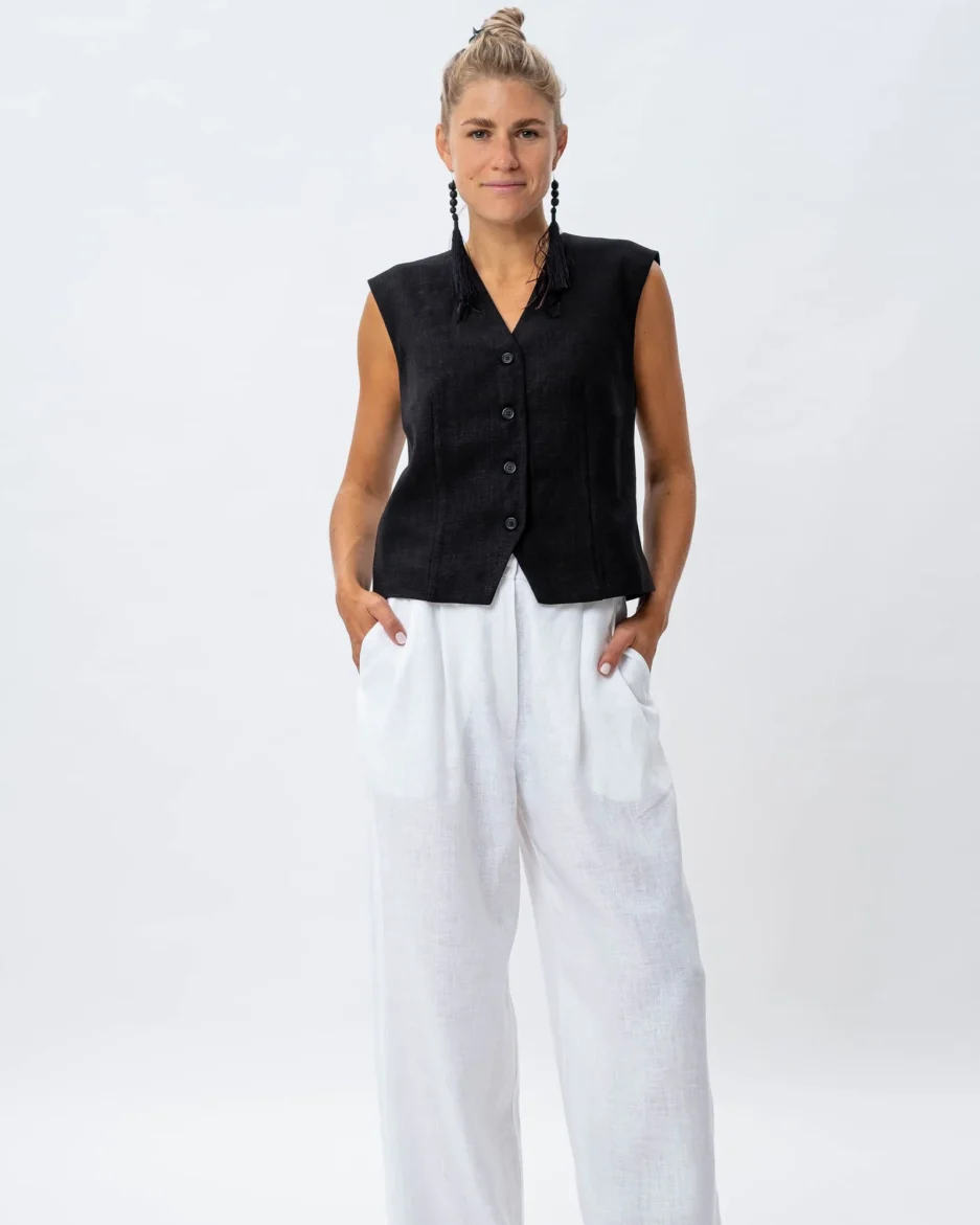 Muulin-Woman-Linen-Vest-Lena-Black2_a4674dcc-3f20-45f1-ab7f-90938ff14e12