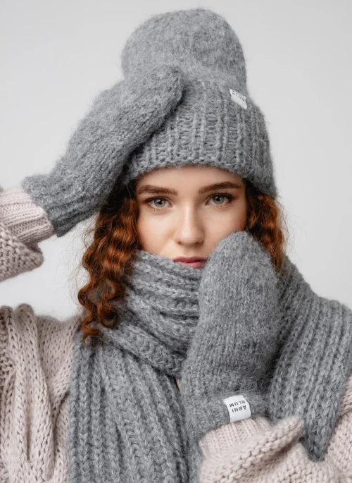 Alpaka kindad - Hall