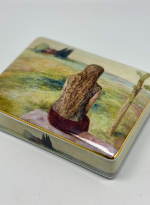 A rectangular porcelain box “Dreaming”