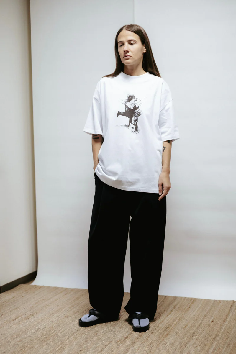 White_t-shirt