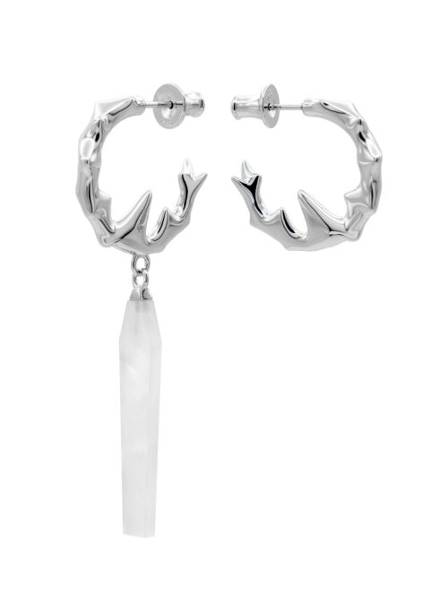 CHIKHAI ASYMMETRICAL HOOP – PEARLY DROP – RHODIUM
